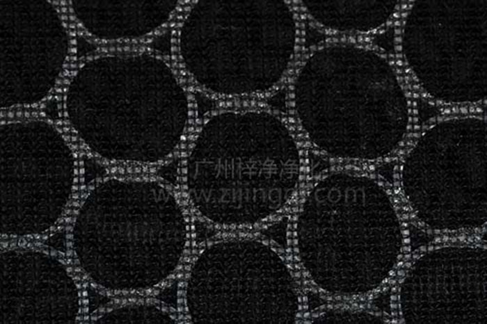 板式蜂窝活性炭过滤器具有比表面积大、吸附效率高、风阻小、寿命长等特点。